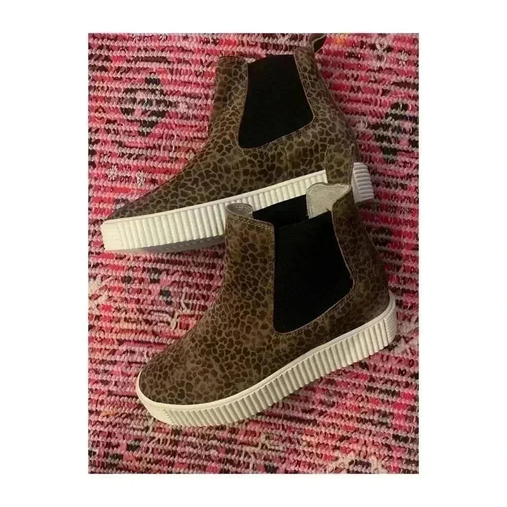 Dolce Vita Cola Leopard Suede - Picture 3 of 6